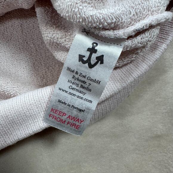 Noe &Zoe Berlin Size Small Rose Pink Eyelash Mini Me Oversized Fringe Sweatshirt - Picture 5 of 9